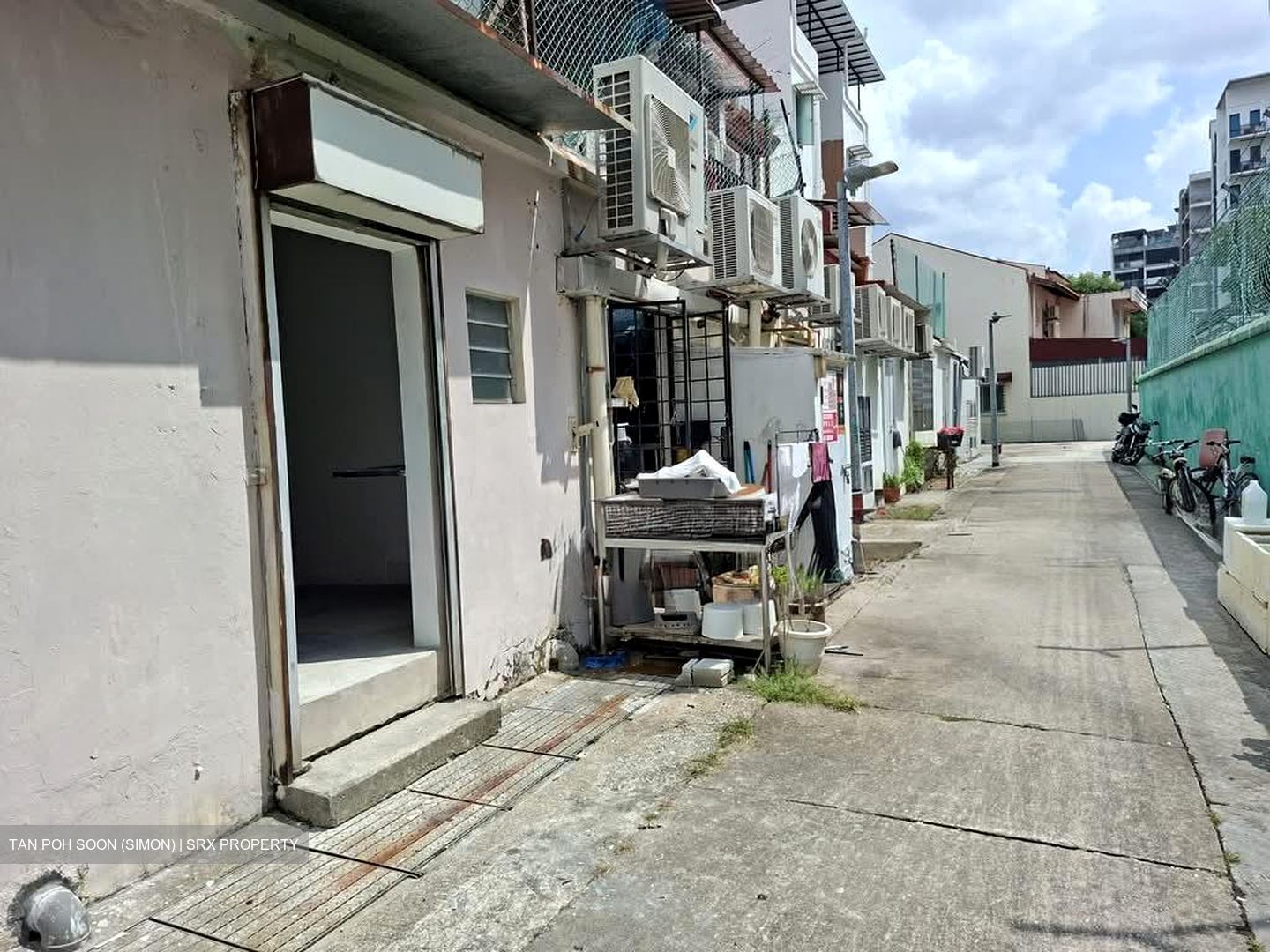 Guillemard Road (D14), Shop House #561021151